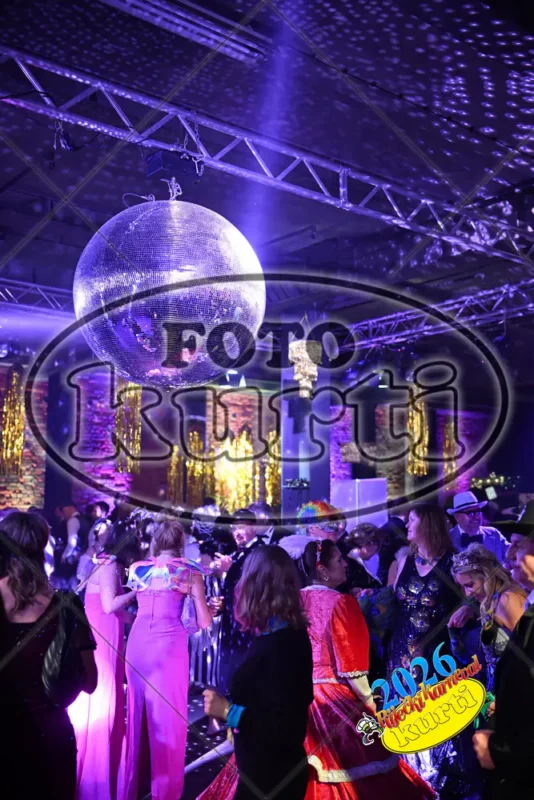 14.02. Bal Exportdrvo 2 - FotoKurti