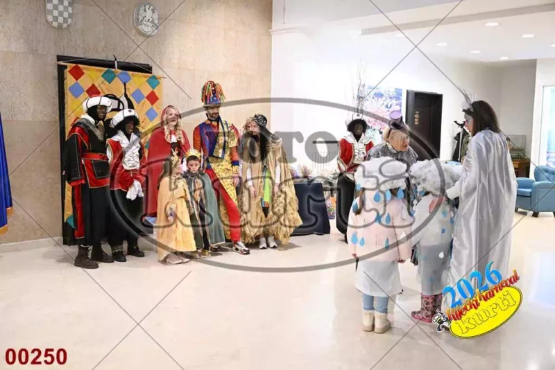 00. Prijem kod gradonačelnice 1 - FotoKurti