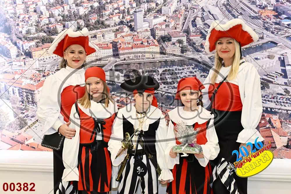 00. Prijem kod gradonačelnice 1 - FotoKurti