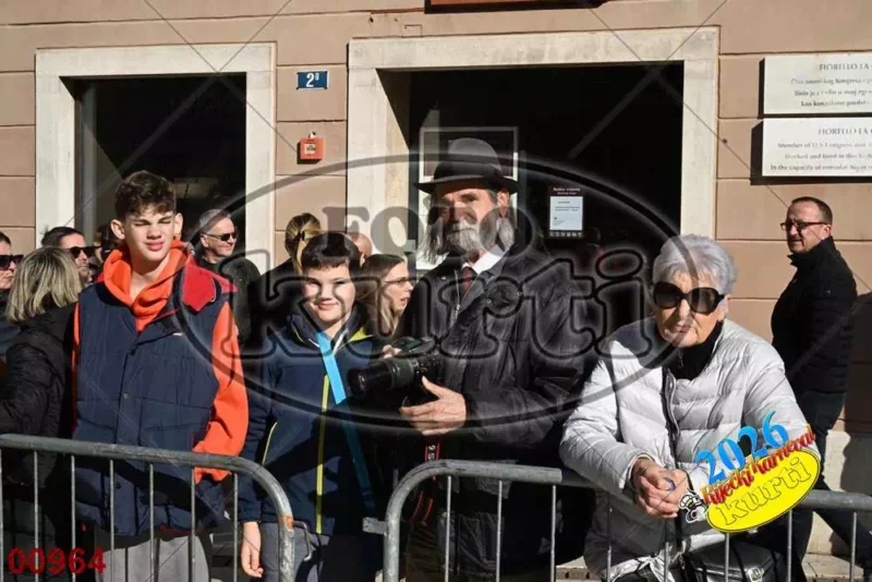 00. Razno i publika 1 - FotoKurti
