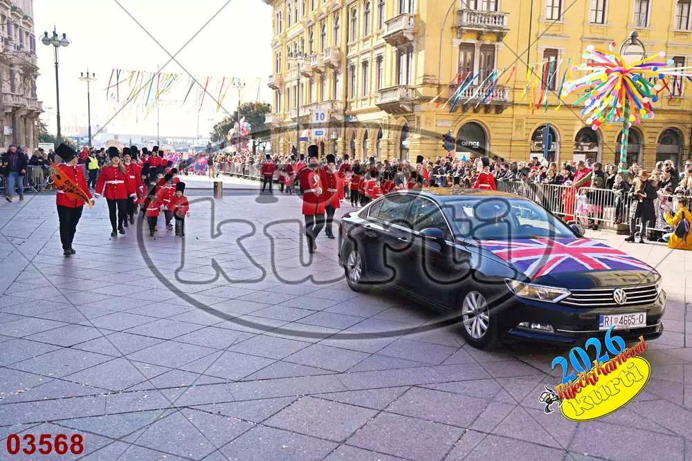 10. DV Žirafa 8 - FotoKurti