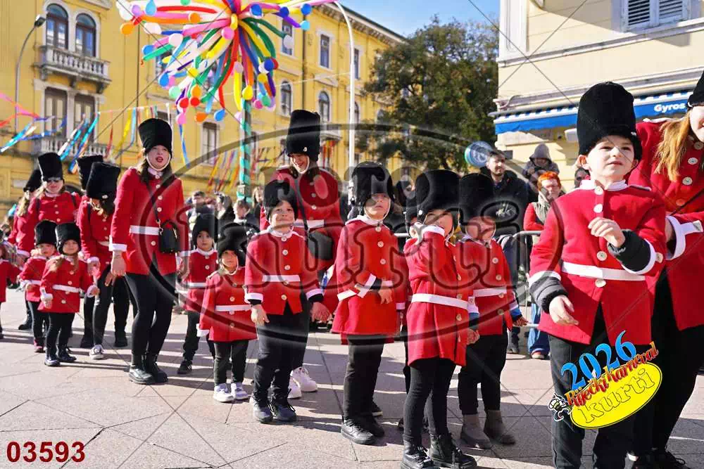 10. DV Žirafa 9 - FotoKurti