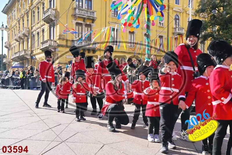 10. DV Žirafa 10 - FotoKurti