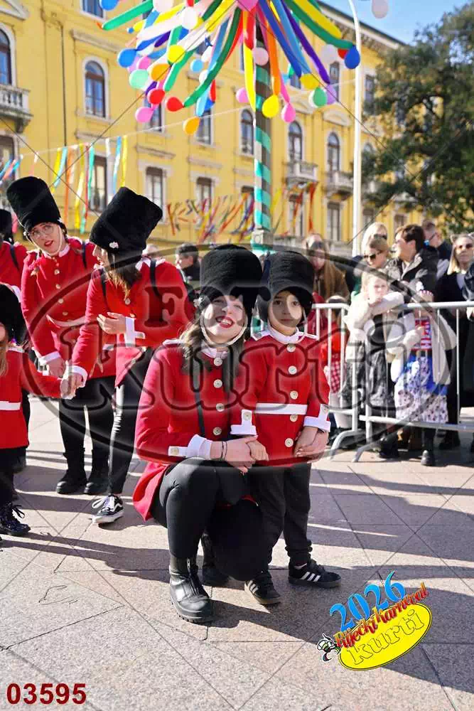 10. DV Žirafa 11 - FotoKurti