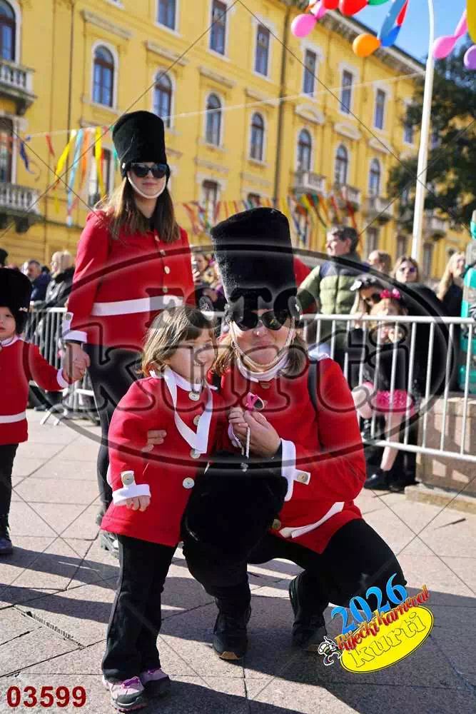 10. DV Žirafa 3 - FotoKurti