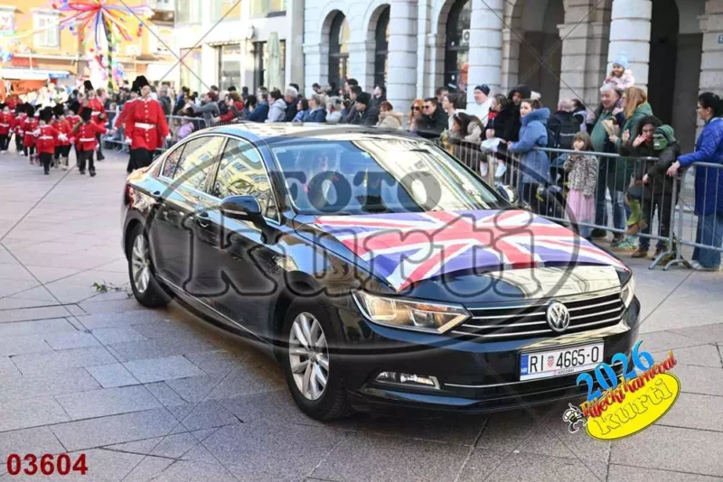 10. DV Žirafa 8 - FotoKurti