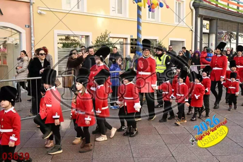 10. DV Žirafa 7 - FotoKurti