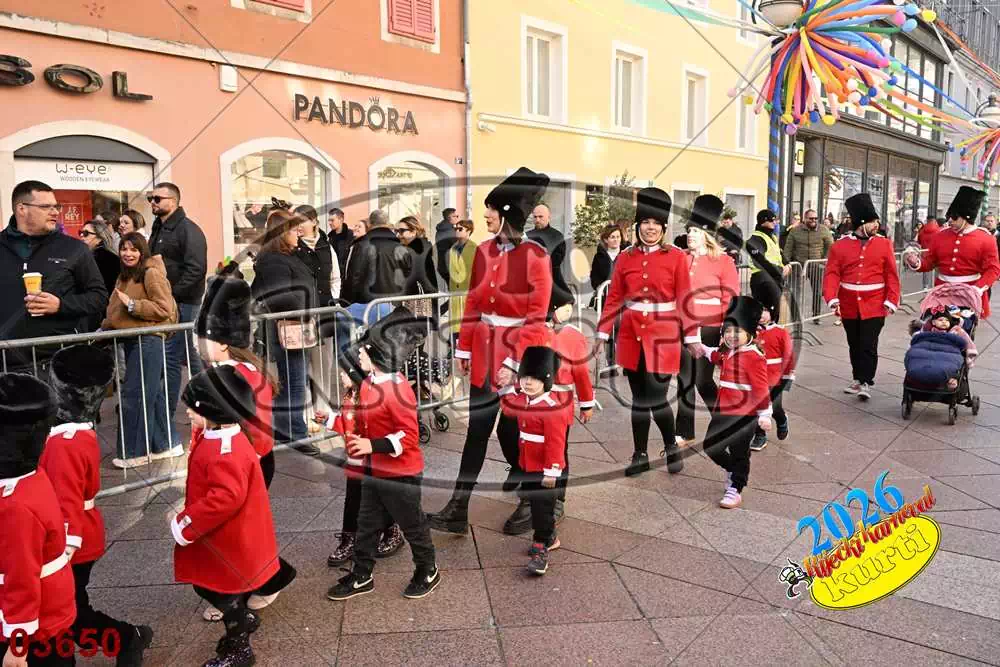 10. DV Žirafa 6 - FotoKurti
