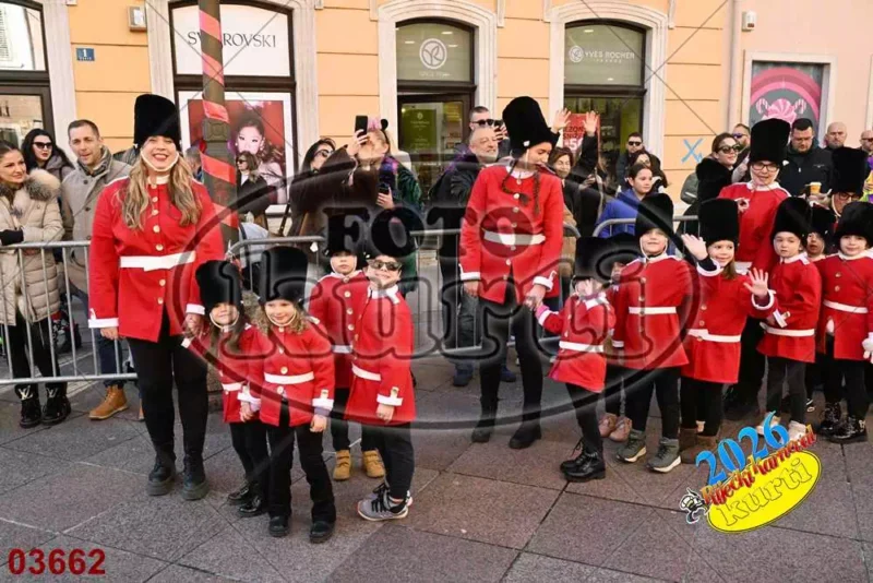 10. DV Žirafa 6 - FotoKurti