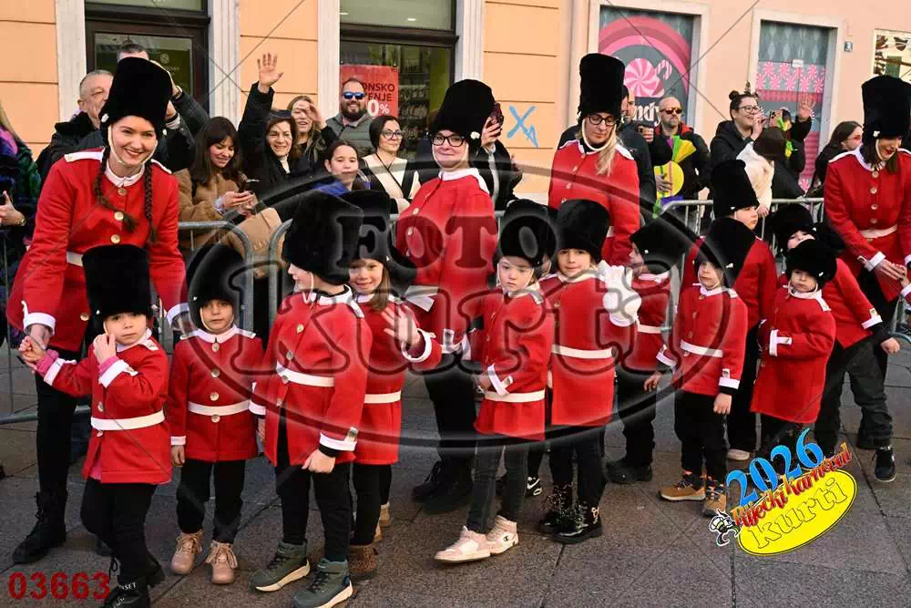 10. DV Žirafa 7 - FotoKurti
