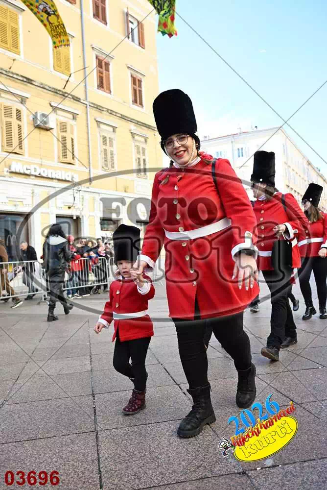 10. DV Žirafa 4 - FotoKurti