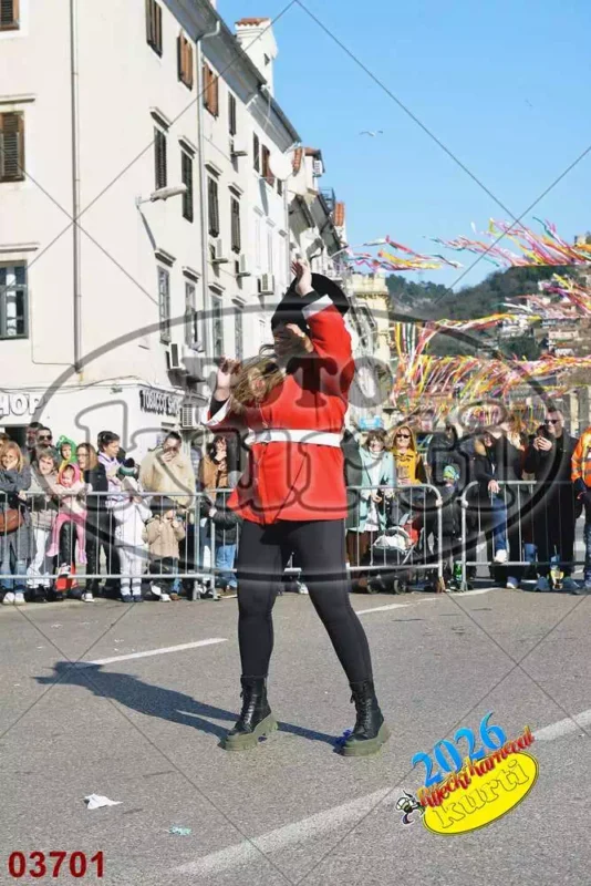 10. DV Žirafa 9 - FotoKurti