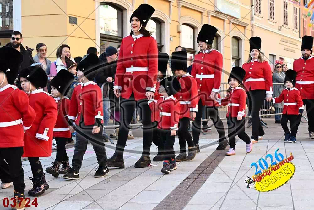10. DV Žirafa 8 - FotoKurti