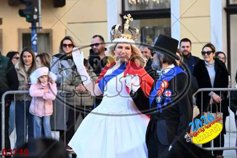 10. DV Žirafa 9 - FotoKurti