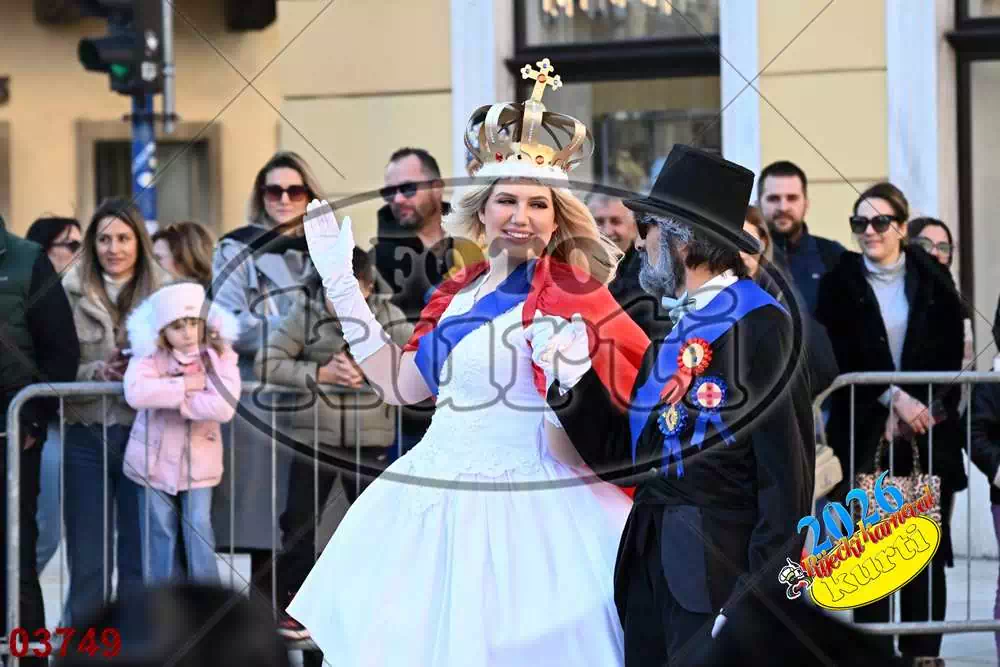 10. DV Žirafa 9 - FotoKurti