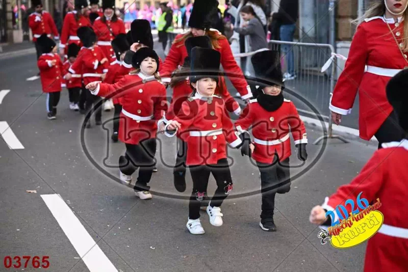 10. DV Žirafa 1 - FotoKurti
