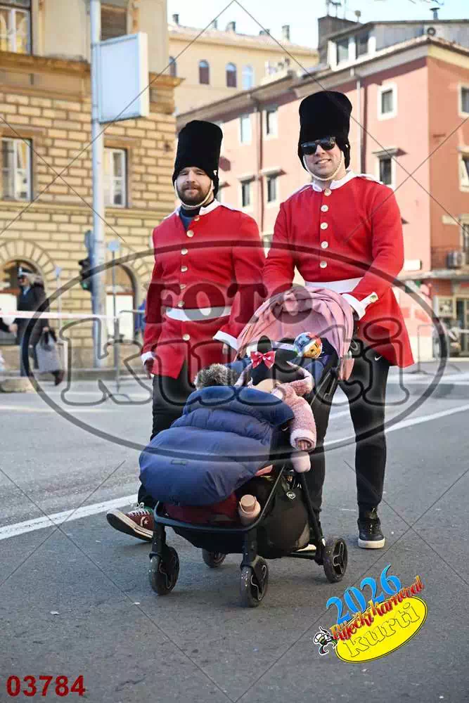 10. DV Žirafa 8 - FotoKurti