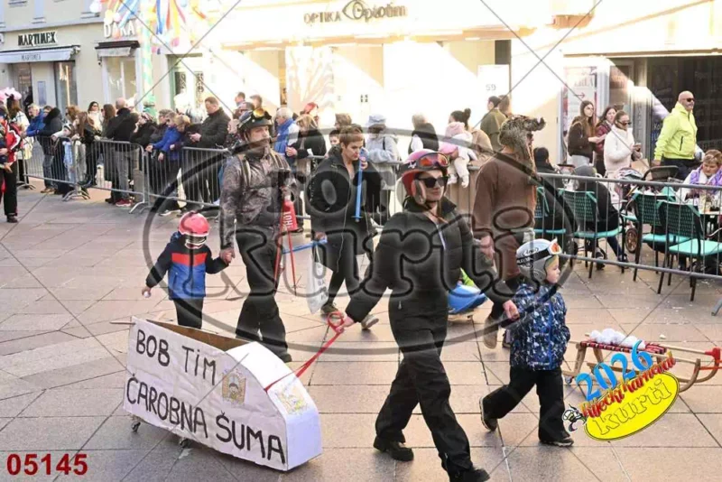 15. DV Poneštrica 8 - FotoKurti