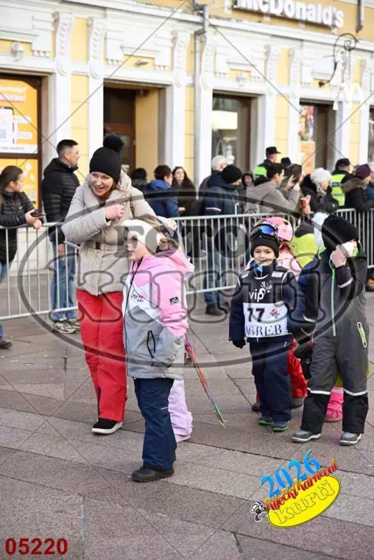 15. DV Poneštrica 11 - FotoKurti