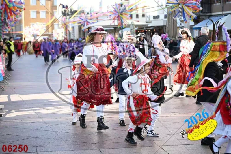 18. Loparski maškari 3 - FotoKurti