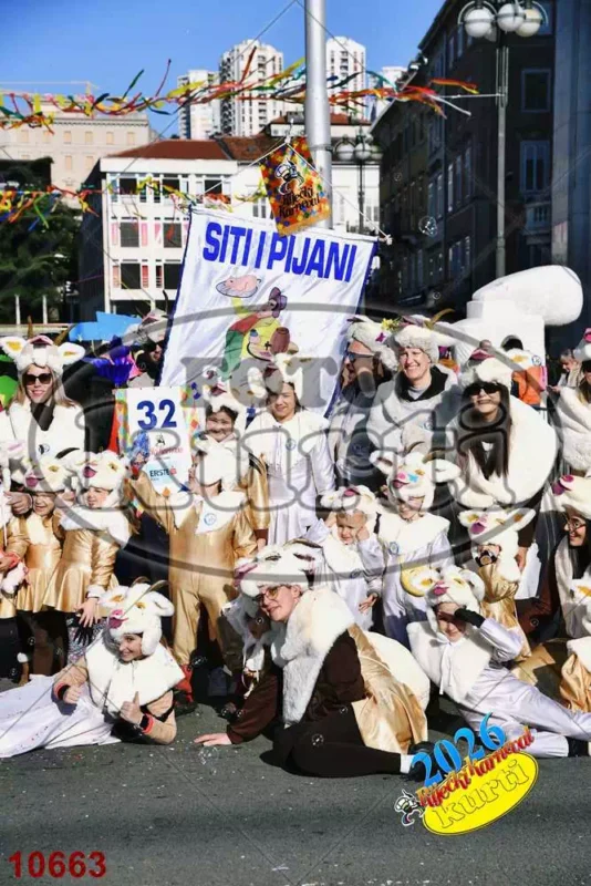 32. K.g. Siti i pijani 12 - FotoKurti