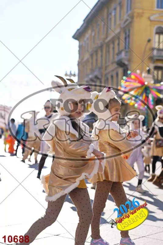 32. K.g. Siti i pijani 1 - FotoKurti