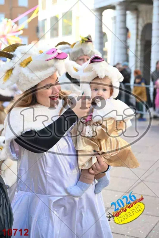 32. K.g. Siti i pijani 1 - FotoKurti