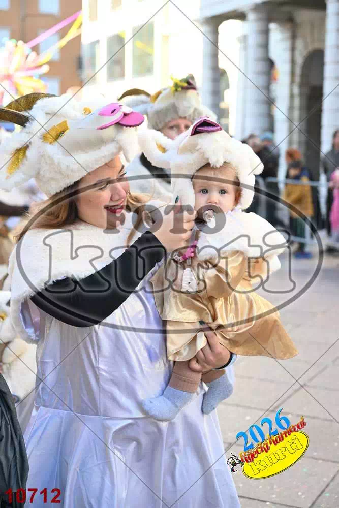 32. K.g. Siti i pijani 1 - FotoKurti