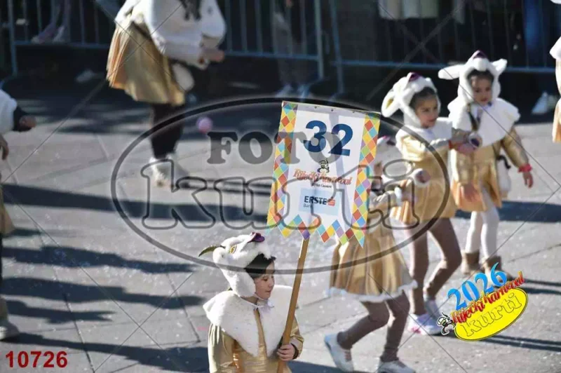 32. K.g. Siti i pijani 3 - FotoKurti