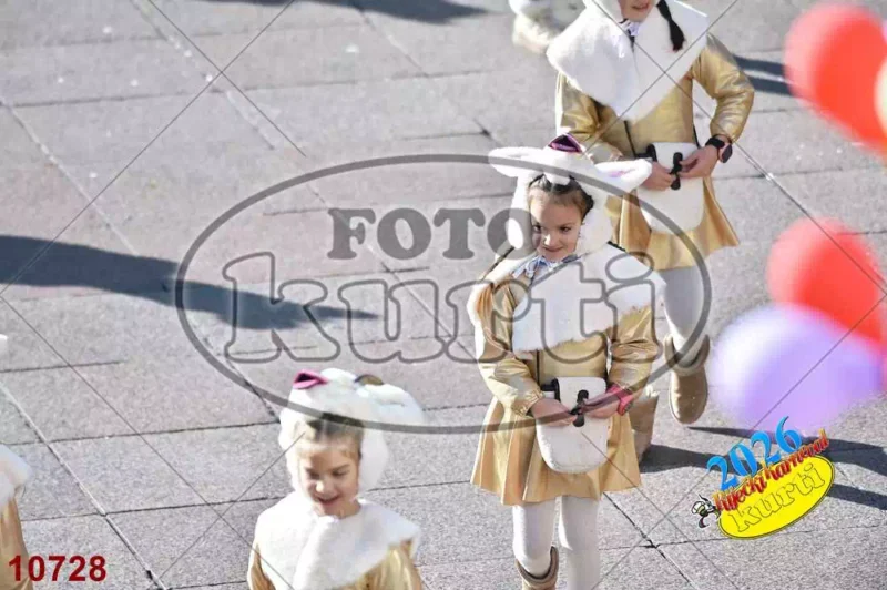 32. K.g. Siti i pijani 5 - FotoKurti