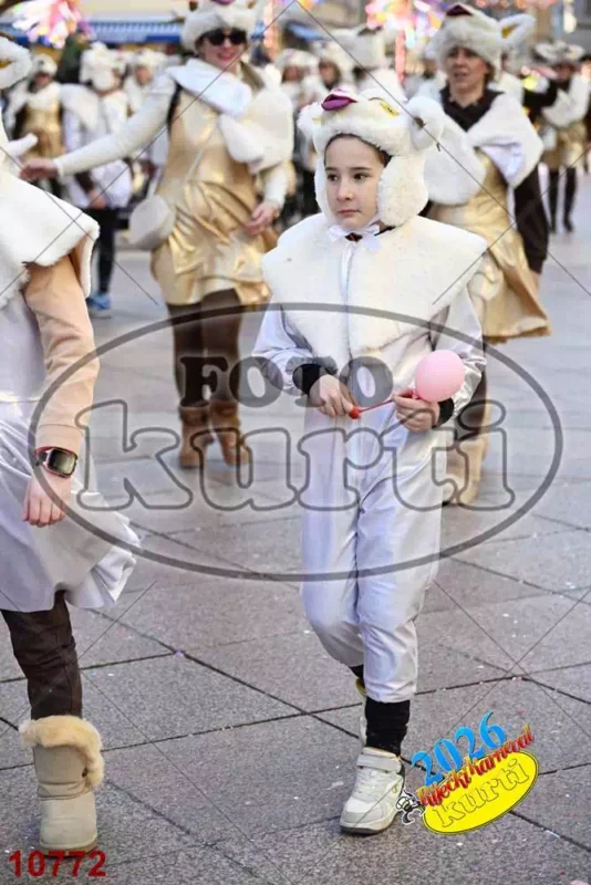 32. K.g. Siti i pijani 1 - FotoKurti