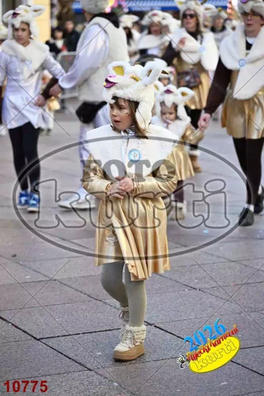 32. K.g. Siti i pijani 4 - FotoKurti
