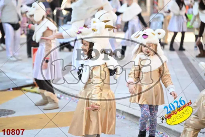 32. K.g. Siti i pijani 12 - FotoKurti