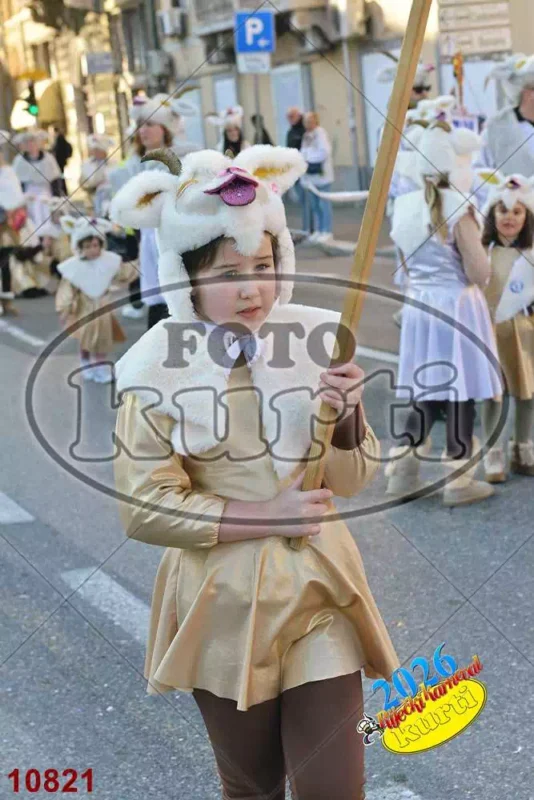 32. K.g. Siti i pijani 2 - FotoKurti