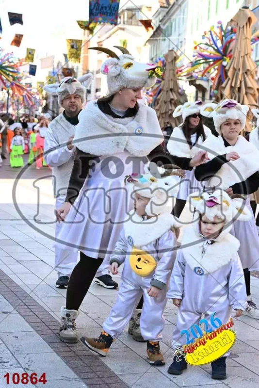 32. K.g. Siti i pijani 9 - FotoKurti