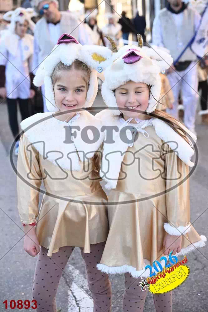 32. K.g. Siti i pijani 2 - FotoKurti
