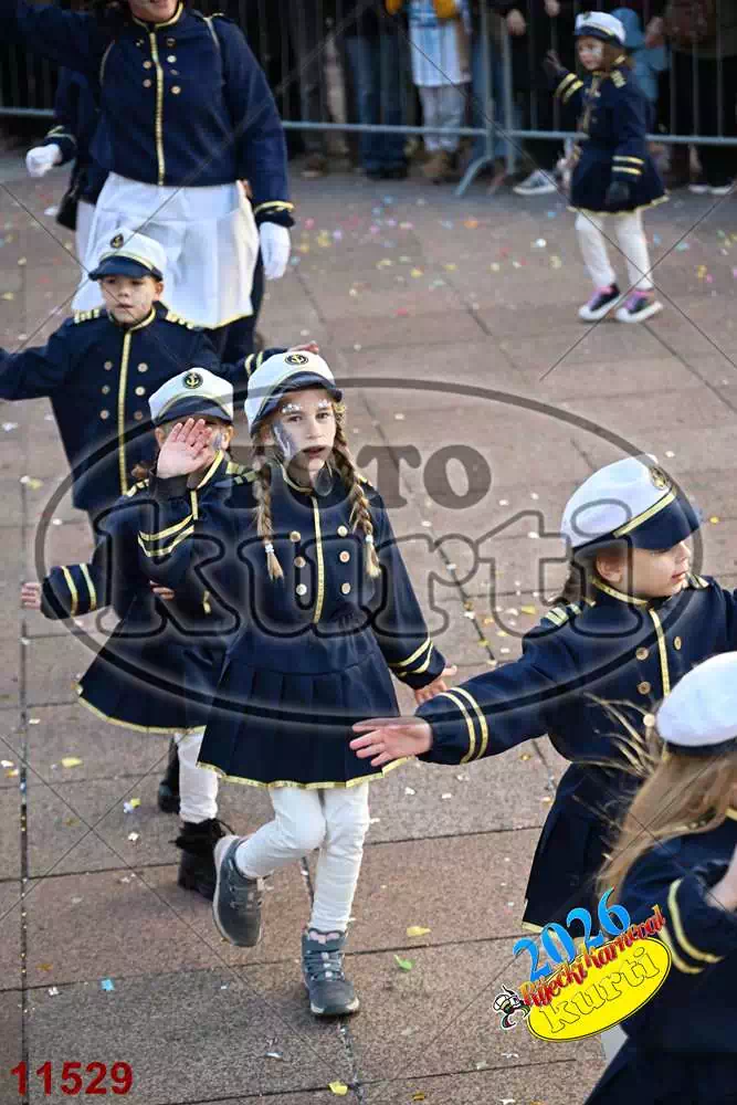 35. Kostrenske maškarice - D.V. Zlatna ribica Kostrena 11 - FotoKurti