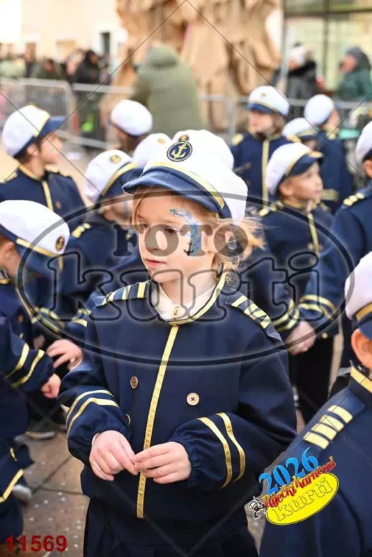 35. Kostrenske maškarice - D.V. Zlatna ribica Kostrena 3 - FotoKurti