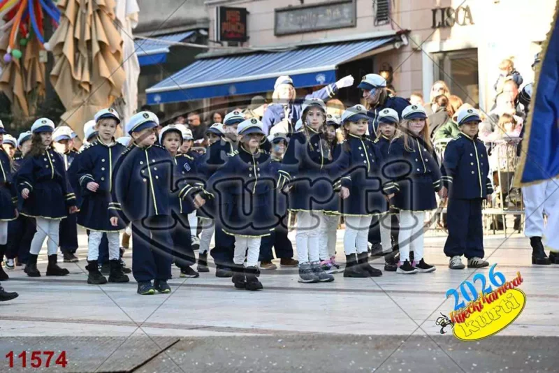 35. Kostrenske maškarice - D.V. Zlatna ribica Kostrena 8 - FotoKurti