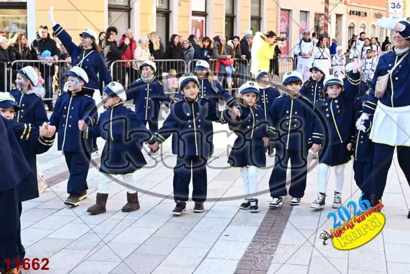 35. Kostrenske maškarice - D.V. Zlatna ribica Kostrena 12 - FotoKurti