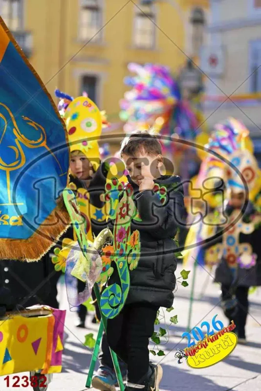 39. 105 pa opet 12 - FotoKurti