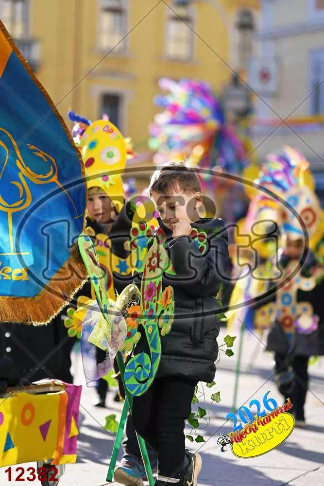 39. 105 pa opet 12 - FotoKurti