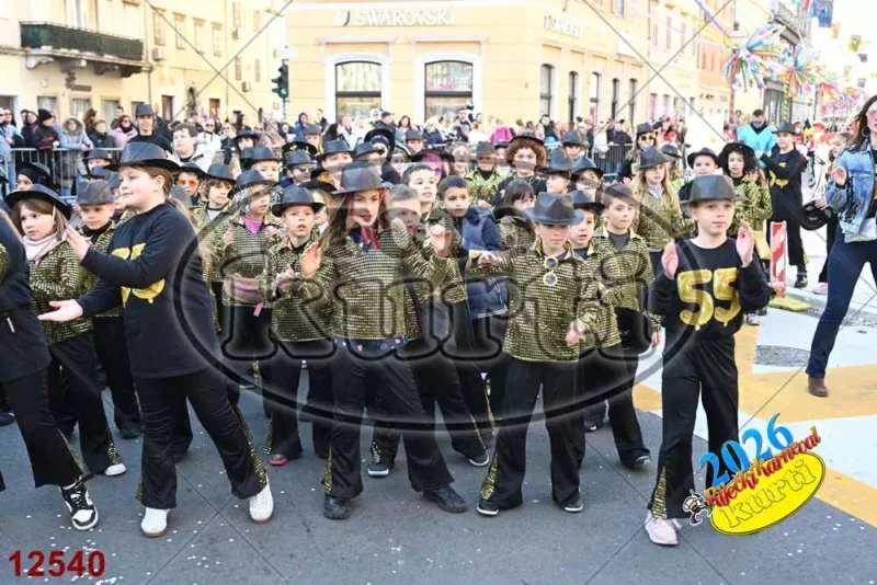 39. 105 pa opet 2 - FotoKurti