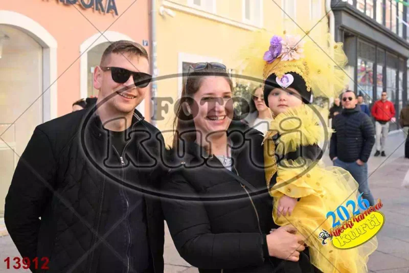 43. Kunpanija z Halubja 8 - FotoKurti