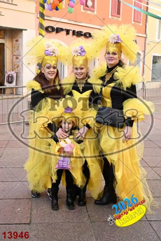43. Kunpanija z Halubja 6 - FotoKurti
