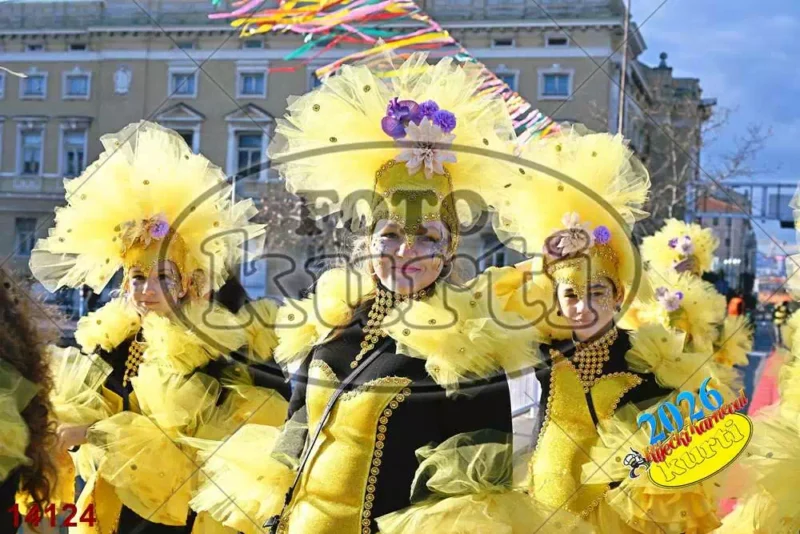 43. Kunpanija z Halubja 4 - FotoKurti