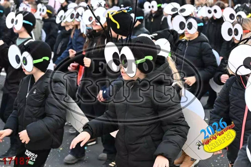 52. Veseli cvjetići 3 - FotoKurti