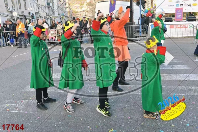 54. OŠ Brajda 8 - FotoKurti