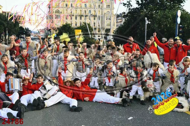 71. Halubajski zvončari 8 - FotoKurti