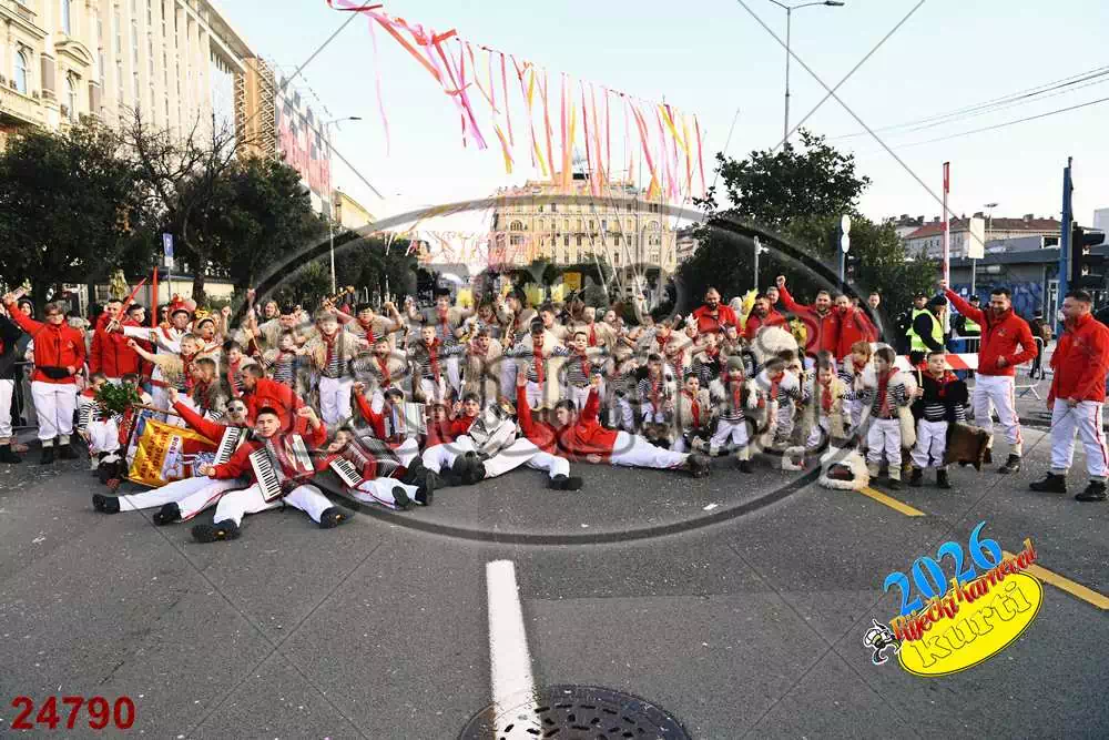71. Halubajski zvončari 12 - FotoKurti